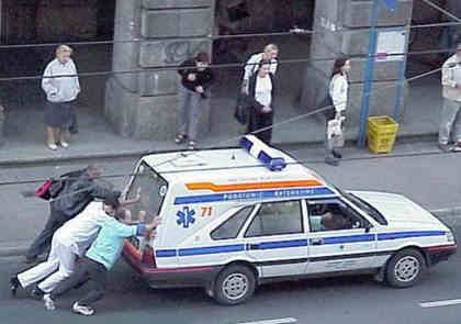 Funny Pictures of People Pushing Ambulance