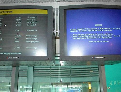Funny Pictures of Blue Screen of Death at Airport