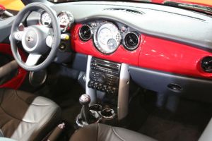 auto mini inside