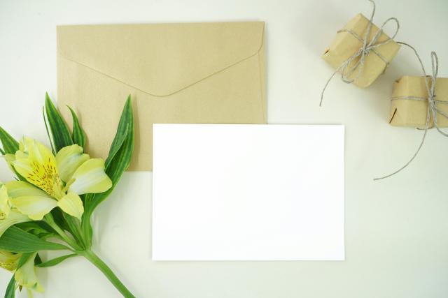 picture of a blank greeting card