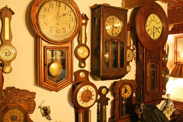 clocks antique