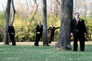 picture of groom and groomsmen