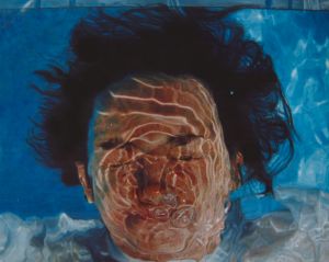 picture of face under water