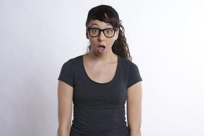 woman surprised2