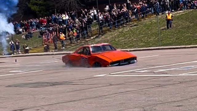 General Lee Charger jump at a Moncton stunt show
