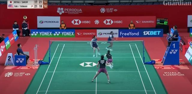 Amazing Badminton Volley