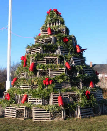 Funny Pictures of Christmas Tree Made From Lobster Traps