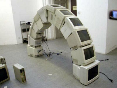Funny Pictures of Computer Monitor Arch