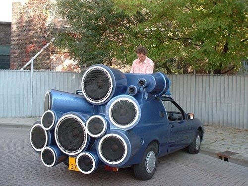 Picture of a huge car stereo