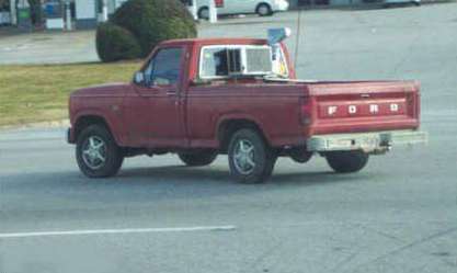 Funny Pictures of Pickup With Window Air Conditioner