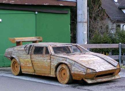 Funny Pictures of Wooden Lambourghini